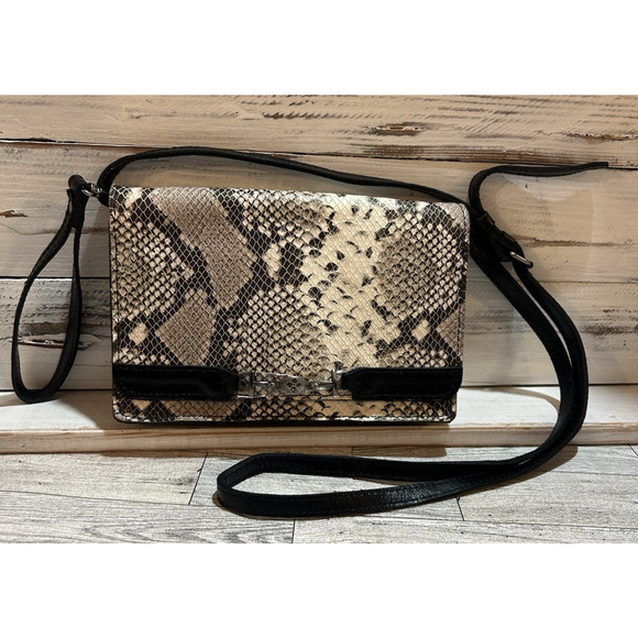 Patricia Nash Apricale Crossbody Wristlet Python taupe grey tan MSRP $169 NEW - Picture 1 of 12